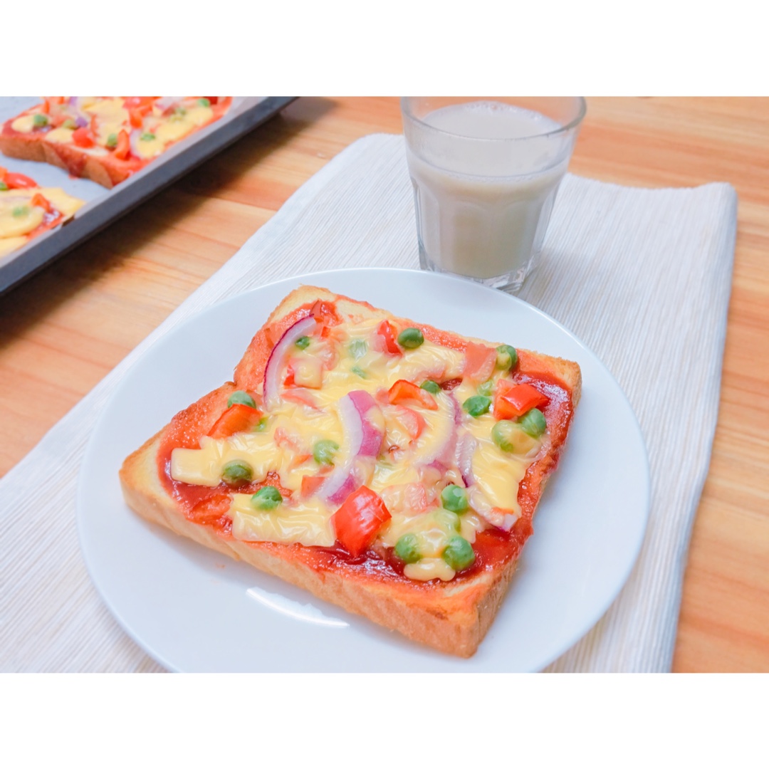 吐司培根小批萨