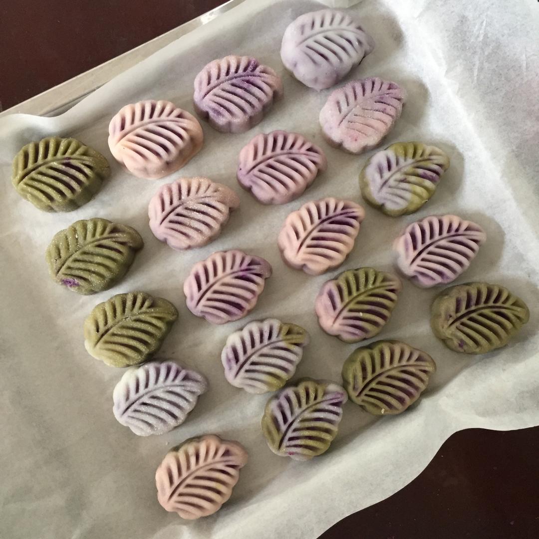 紫薯冰皮月饼