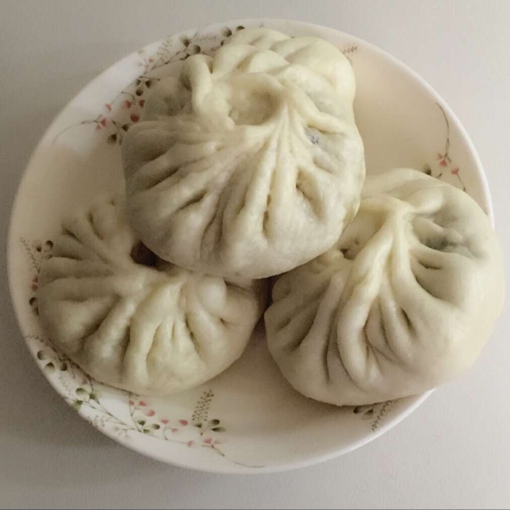 卤肉包