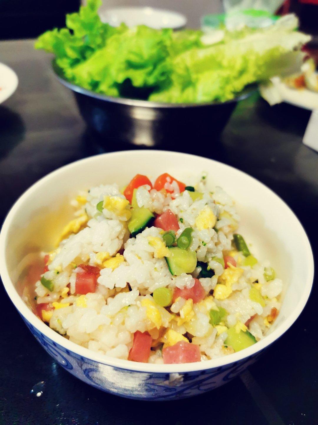 火腿蛋炒饭