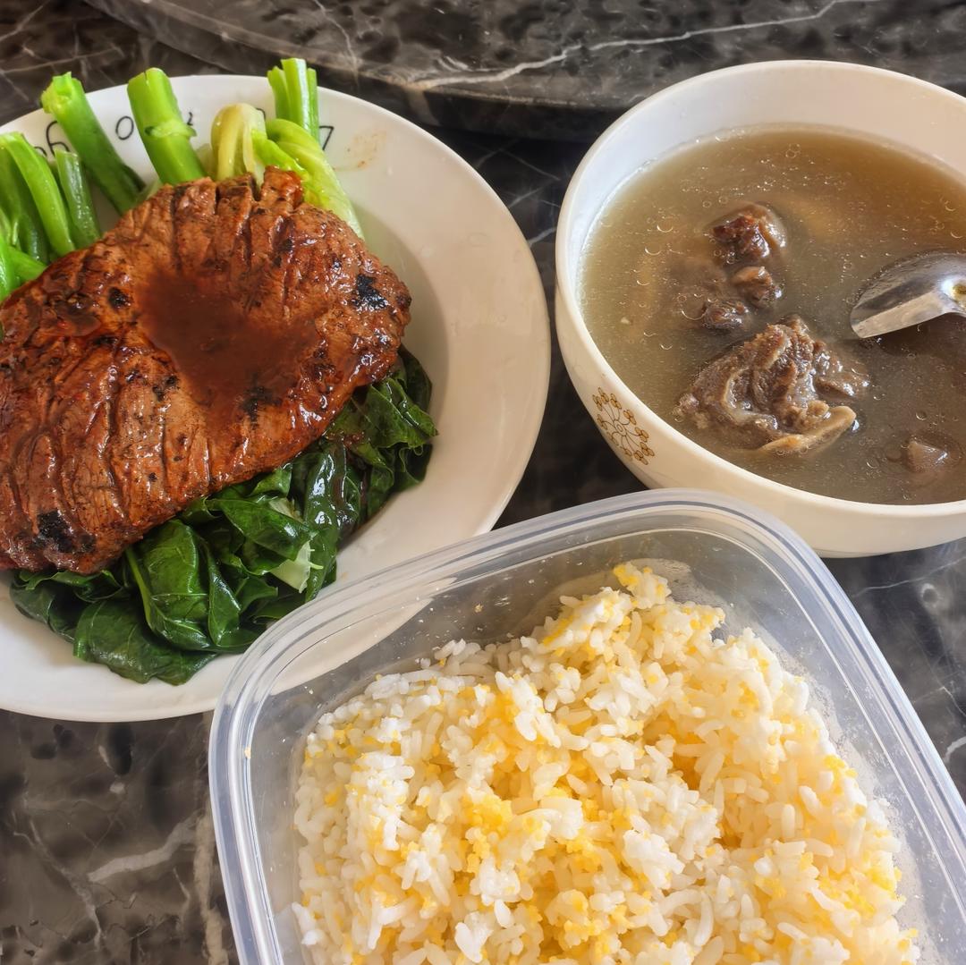 黑椒牛排