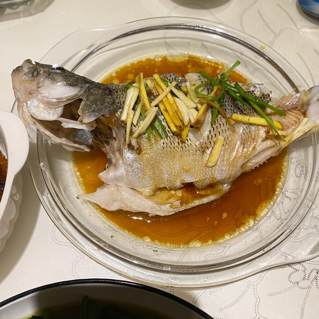 清蒸鲈鱼