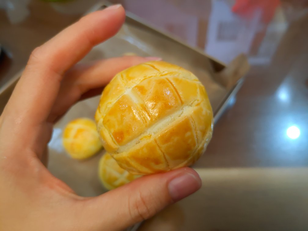 中秋新宠，风靡台湾的菠萝蛋黄酥