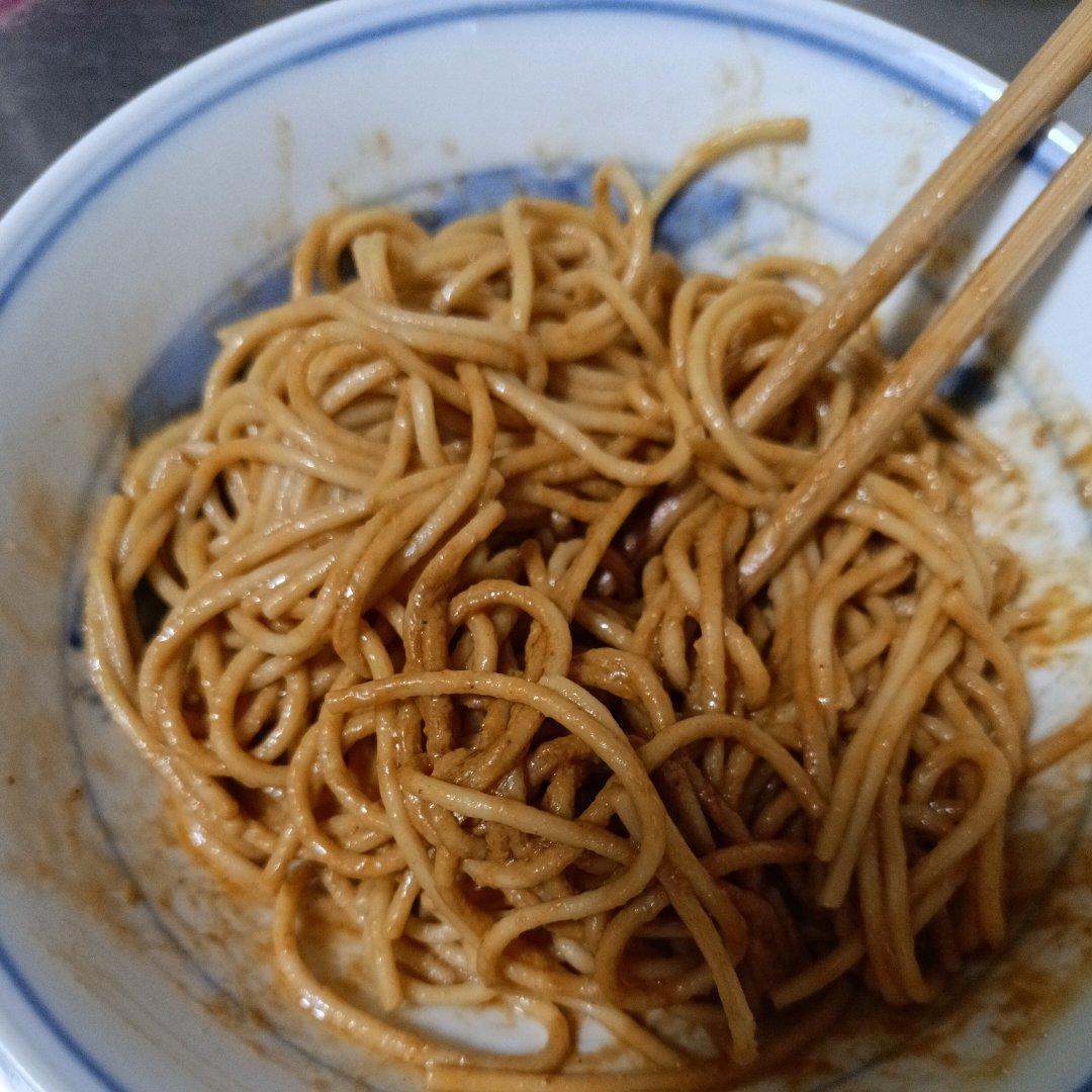热干面