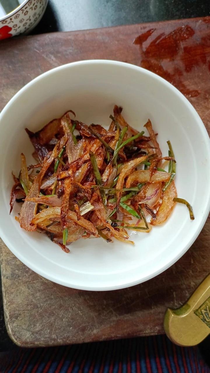 洋葱版葱油的制作