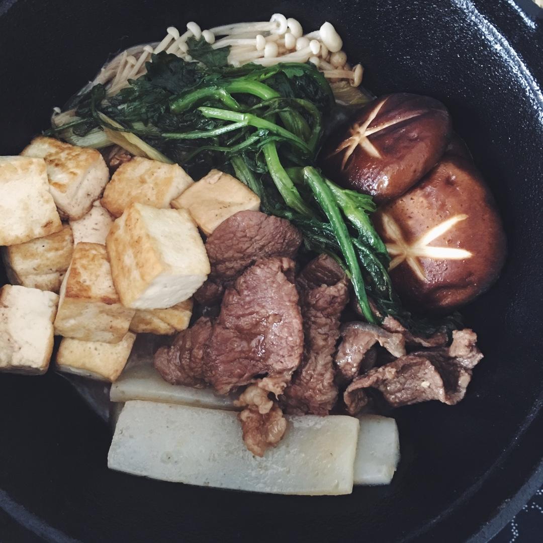 寿喜烧（日式牛肉锅）