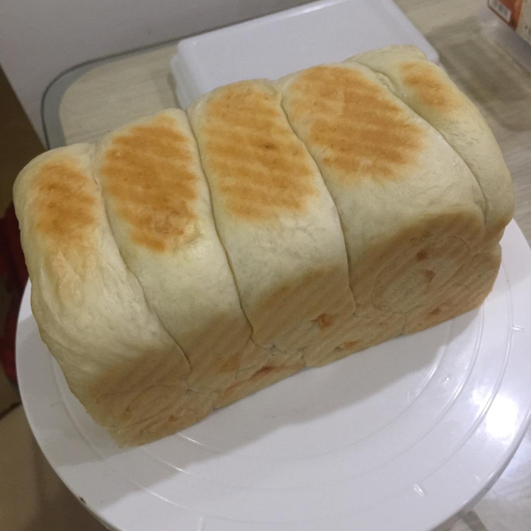 牛奶吐司（附详细步骤图）