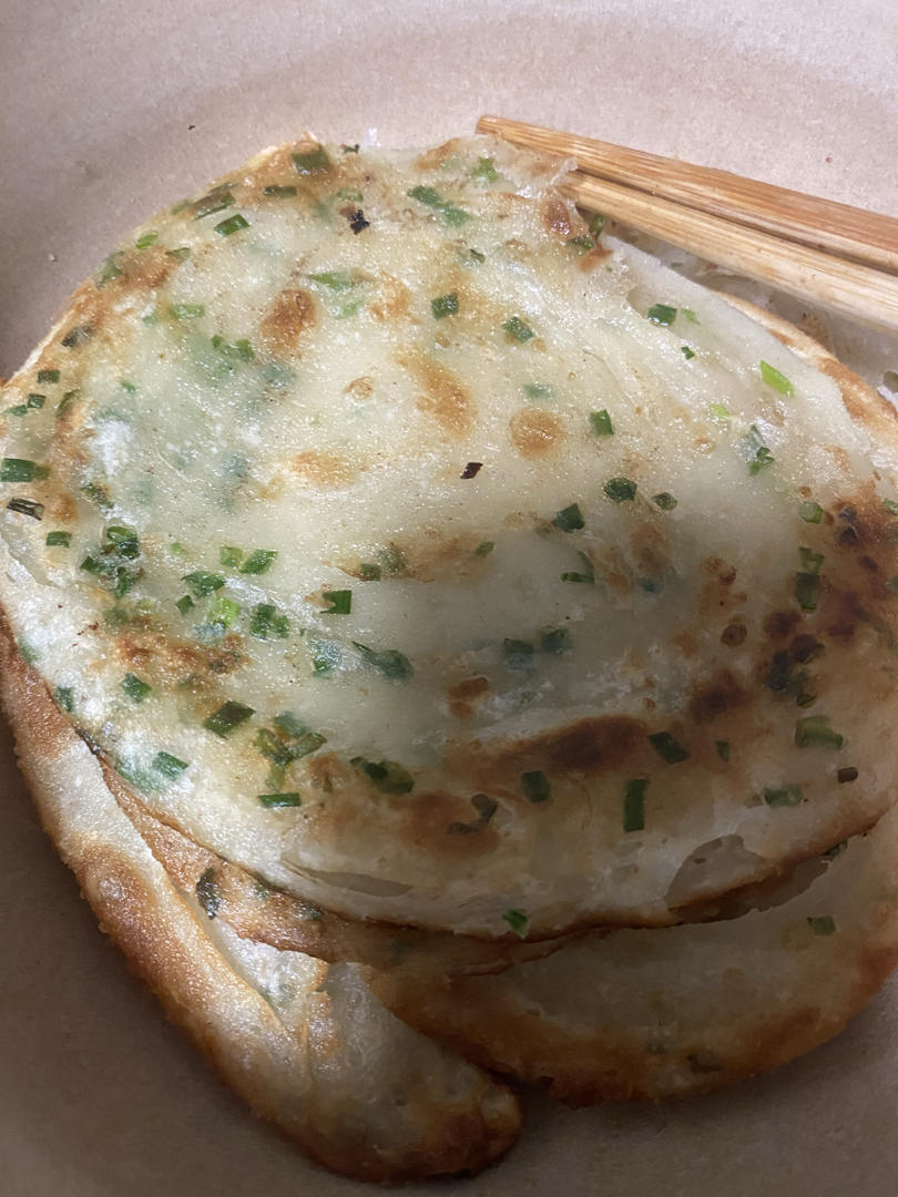 家常葱油饼 柔软多层 凉了也不硬 附细节视频详解