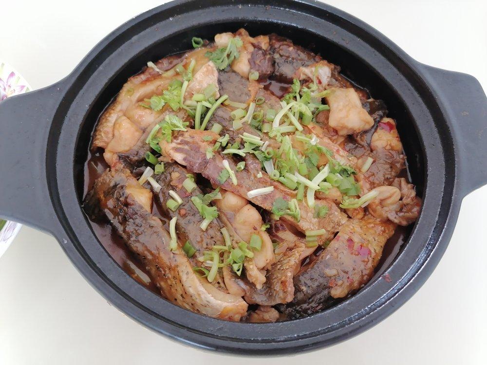 香焖草鱼腩