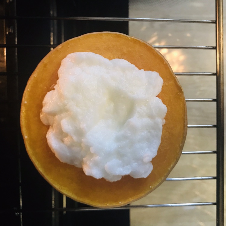 奶油南瓜窩雲朵蛋 Oven-baked Butternut Squash with Cloud Egg[蛋素Ovo Veg](無油低卡)的做法 步骤8