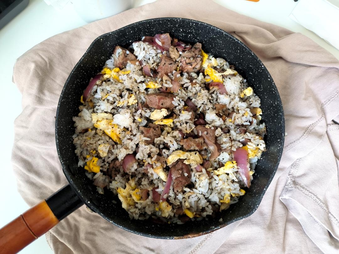 【各大餐厅爆火】黑松露炒饭在家也能完美复刻