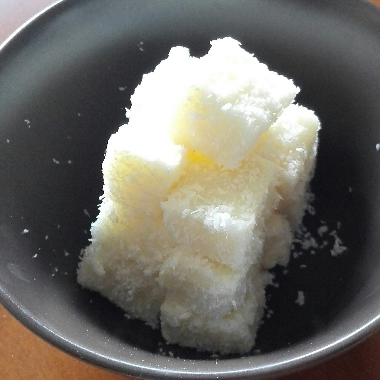 完胜85度C牛奶椰丝小方
