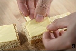 奶酪土司脆的做法 步骤3