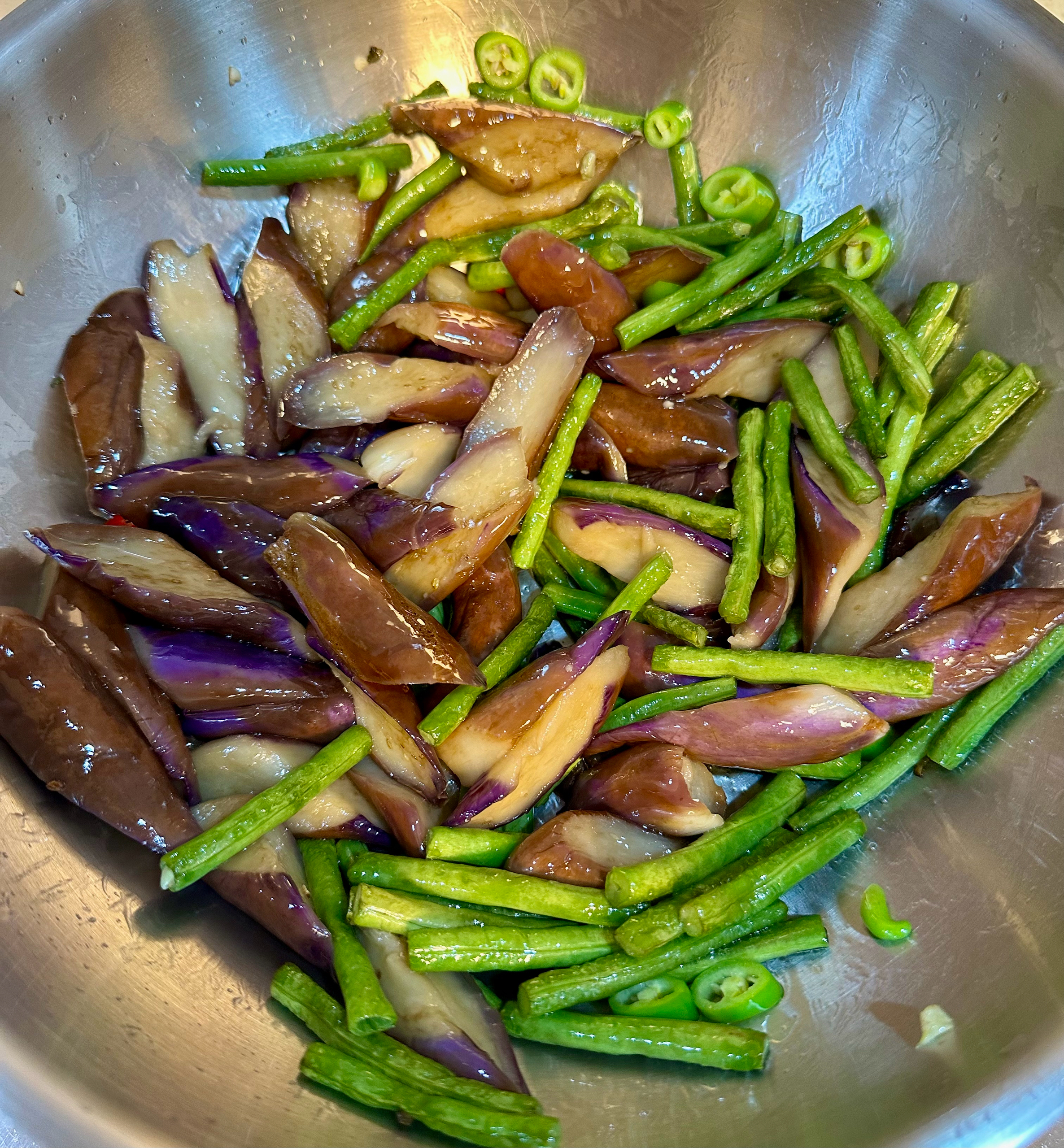 （纯素食）茄子豆角紫苏叶的做法 步骤6