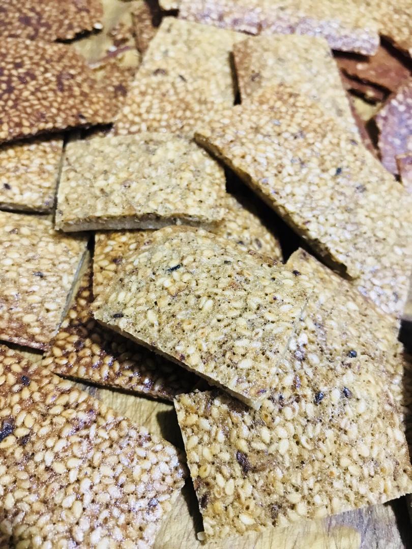 芝麻薄脆饼干，一步操作，超级简单