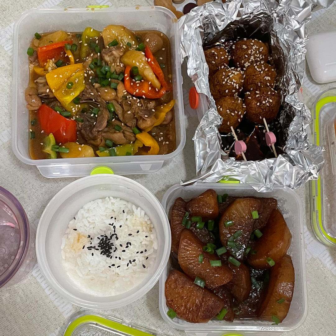 快给你心爱的人们做/送饭吧！