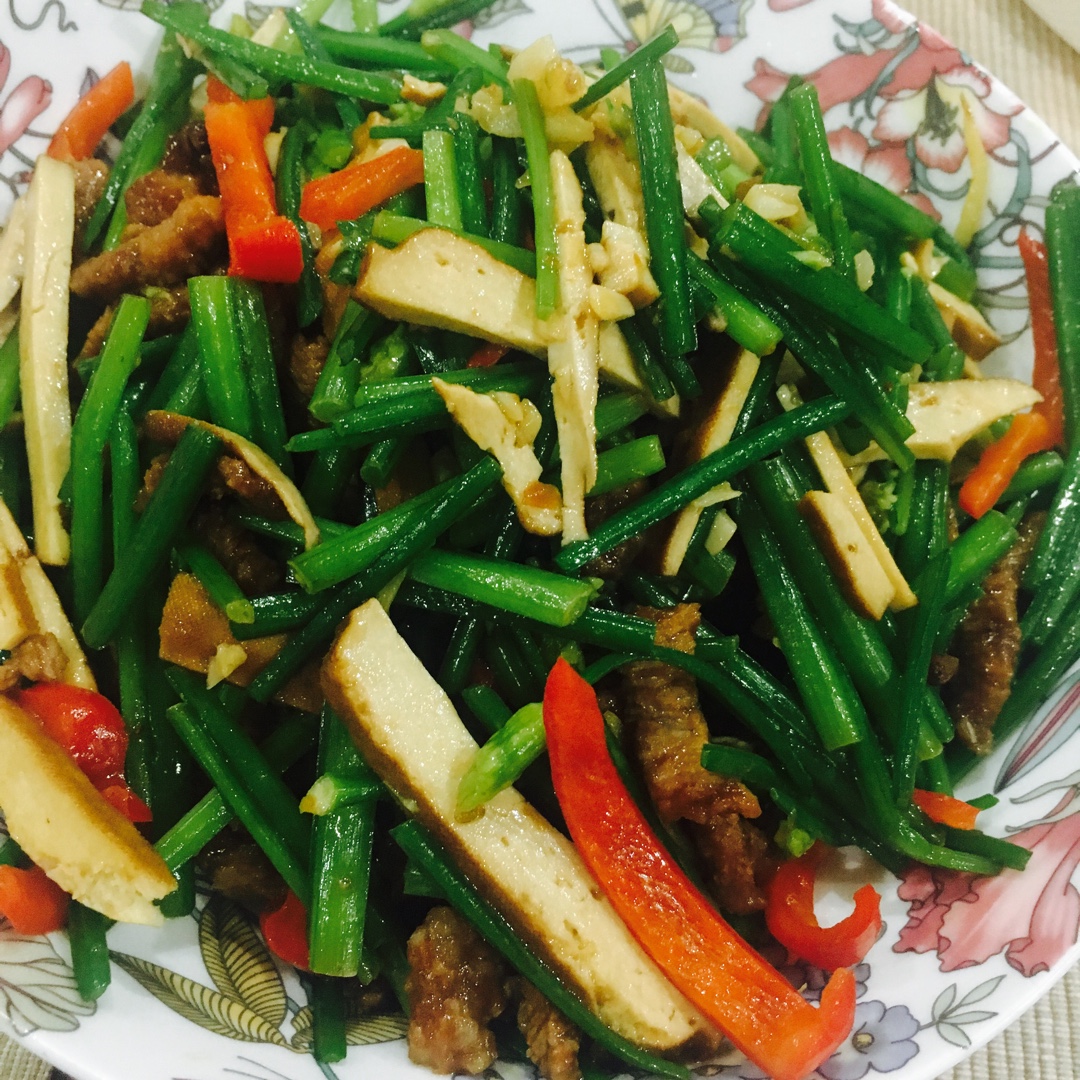 韭菜苔炒肉丝