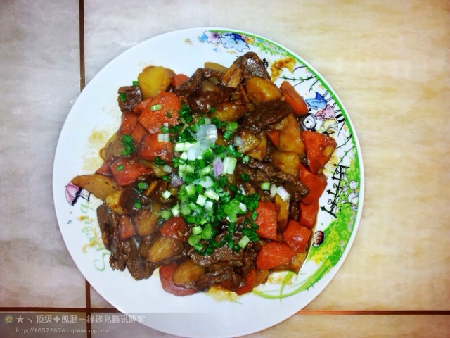 土豆胡萝卜炖牛肉