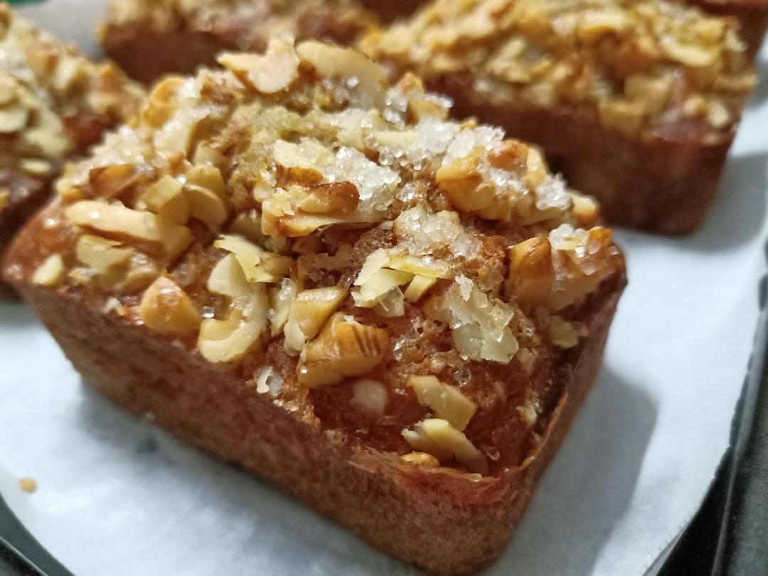 香蕉核桃磅蛋糕 Banana & Walnut Pound Cake