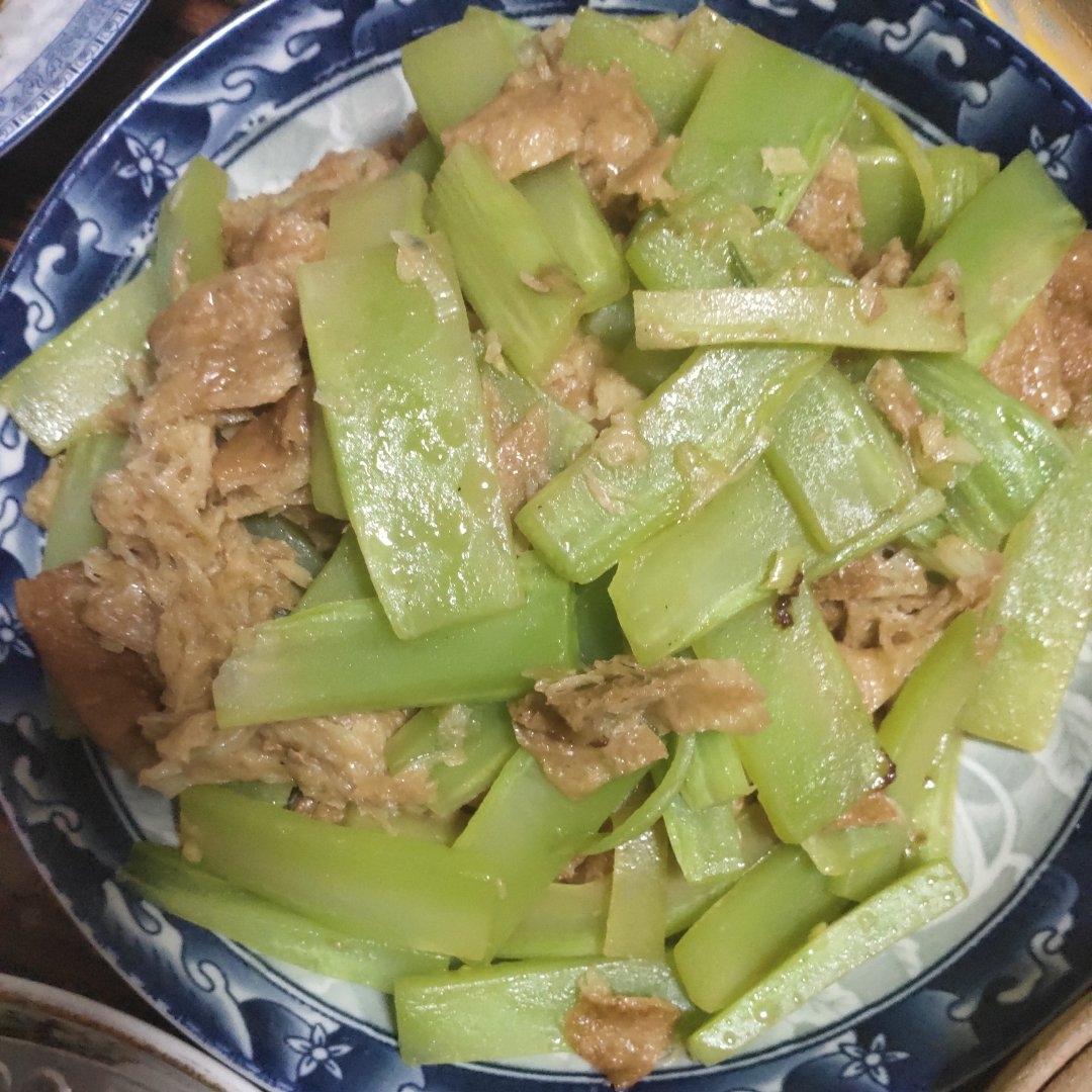 香菇莴笋油面筋