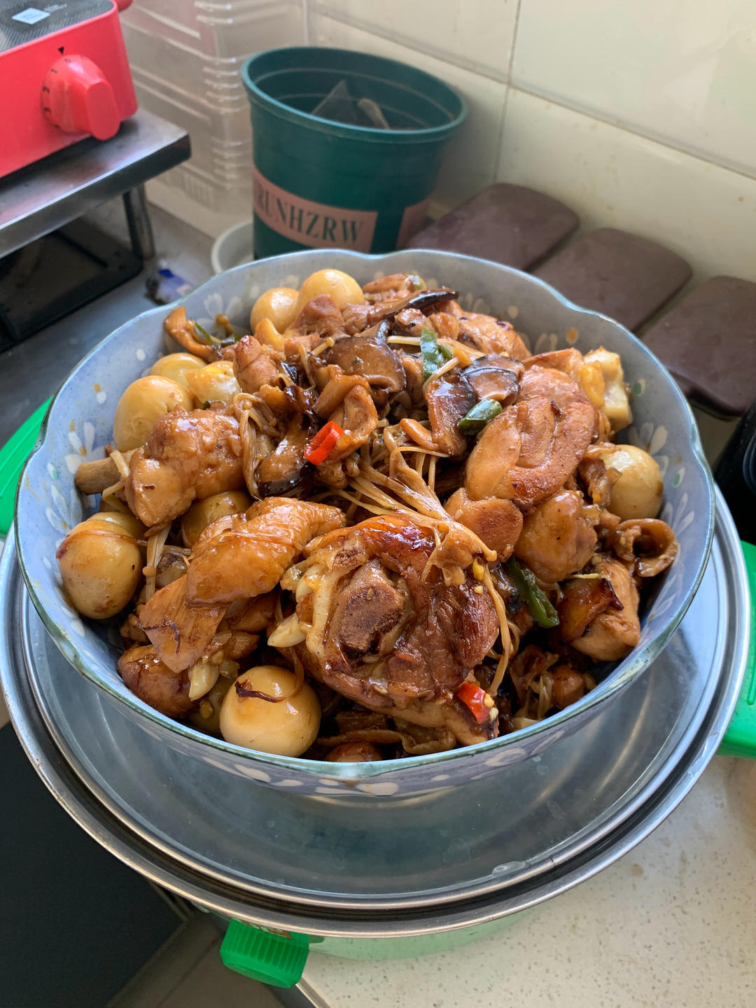 黄焖鸡米饭