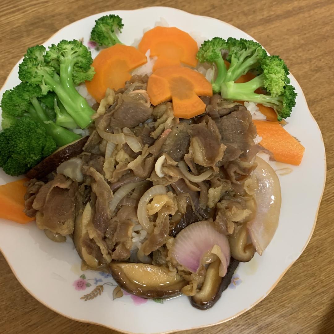 吉野家肥牛饭，汤汁下饭