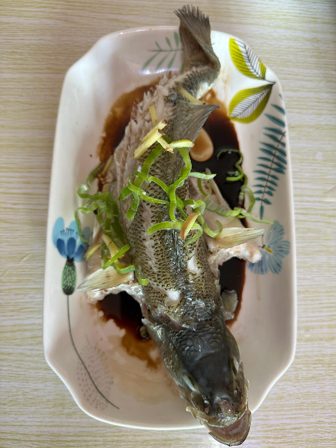 10分钟做 清蒸鲈鱼 （附切鱼图解）