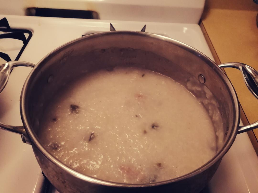 十五分钟快手之香滑皮蛋瘦肉粥(附五分钟电饭煲电压力锅更快捷方法)