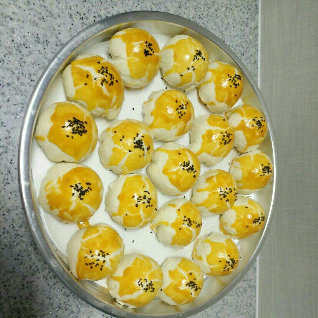 蛋黄酥
