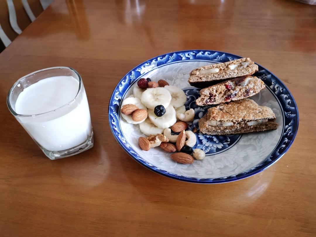 无油无糖，低脂饱腹，香蕉燕麦饼