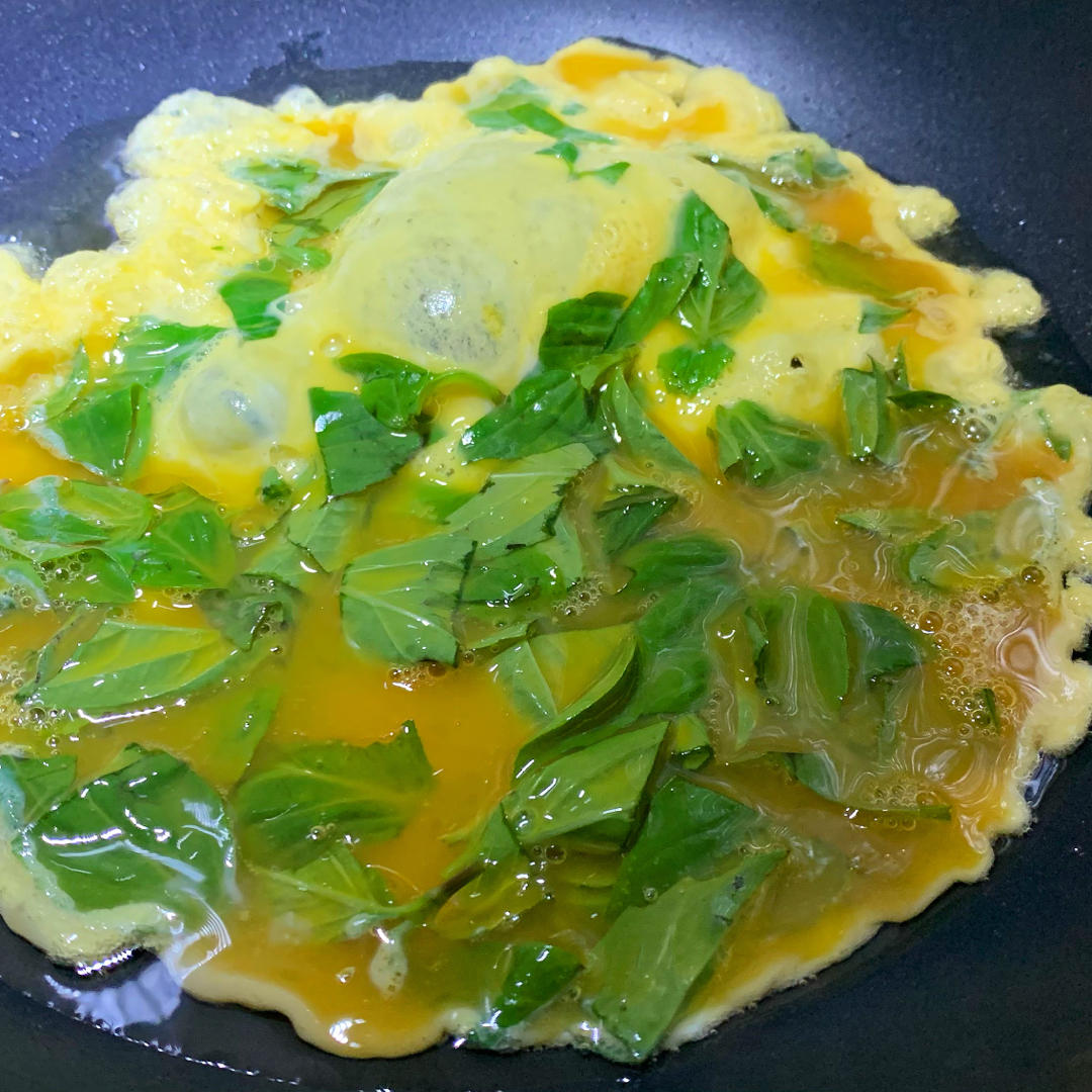 九层塔（罗勒）烘蛋