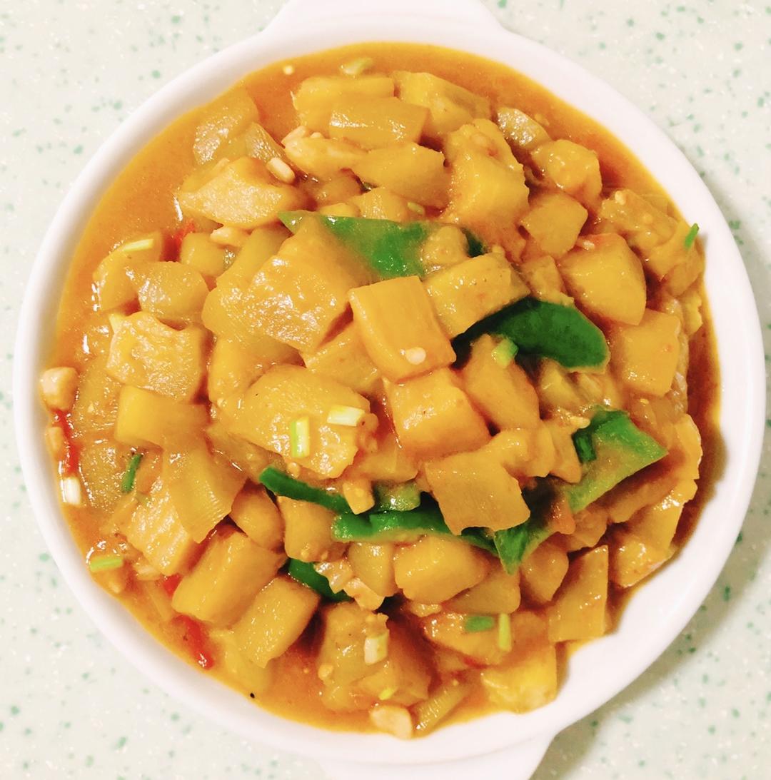 番茄青椒炒茄子