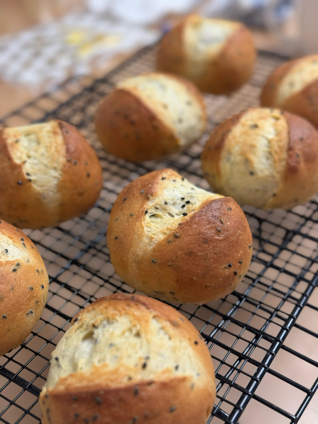 红薯黑芝麻面包球