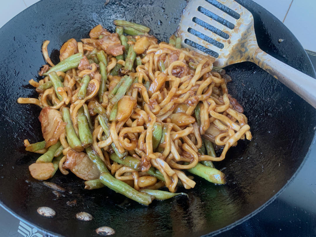 豆角焖面
