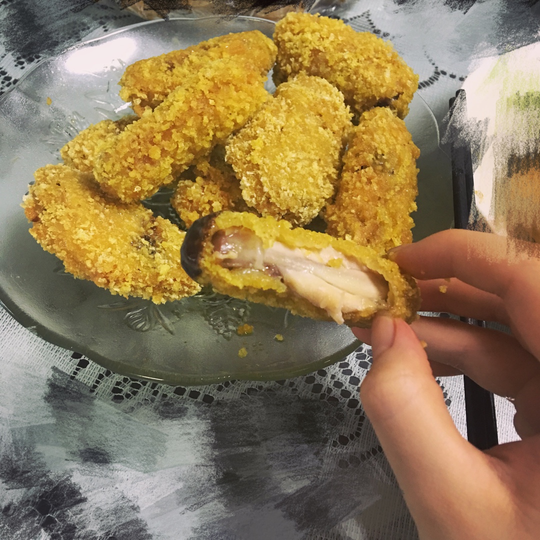 面包糠炸鸡翅