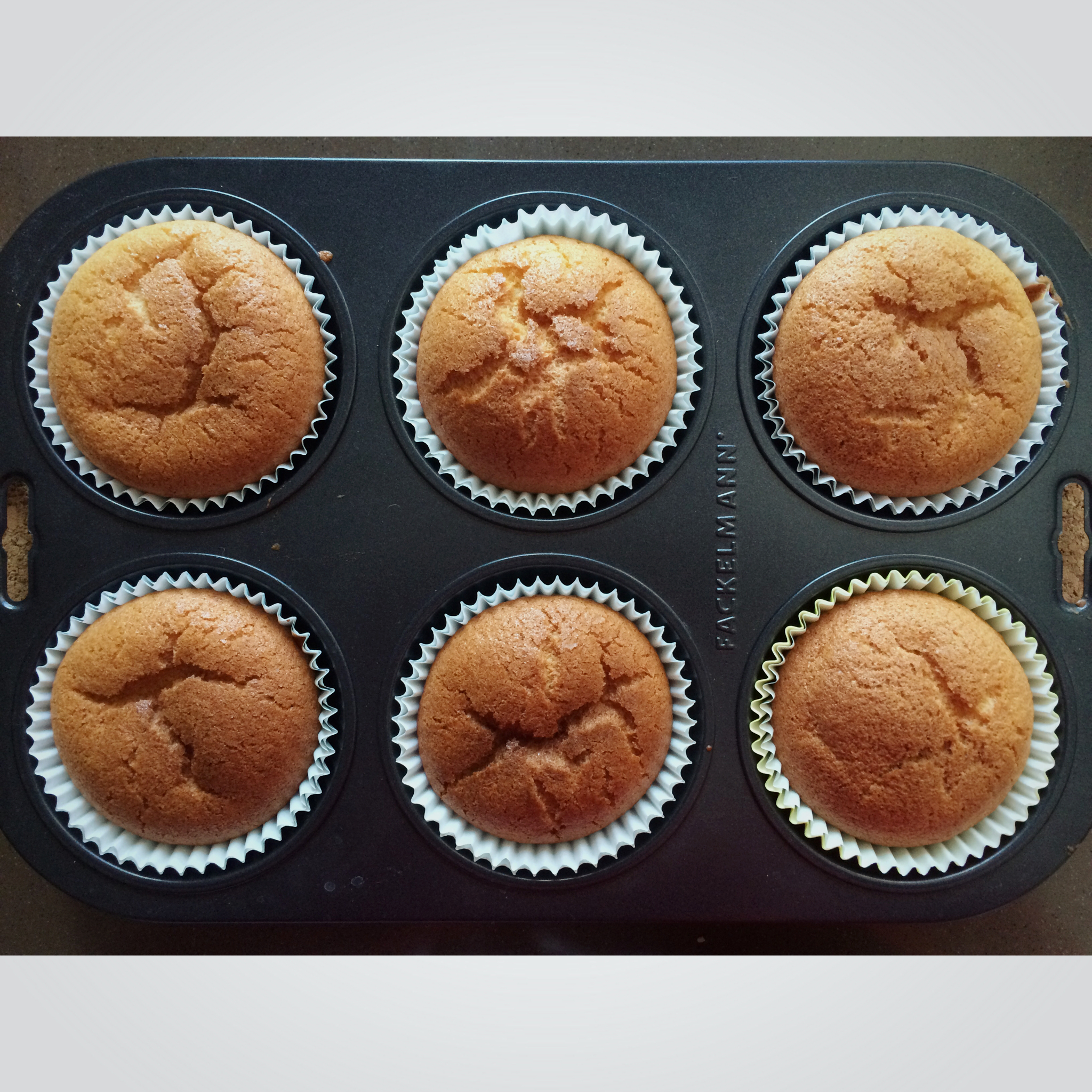 椰浆戚风小蛋糕