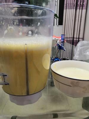果汁机玉米汁，牛奶玉米的做法 步骤3