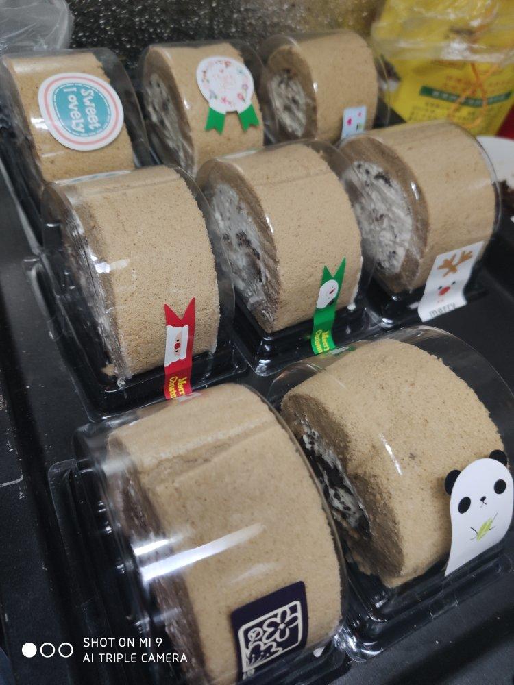 『拿铁咖啡奥利奥蛋糕卷』