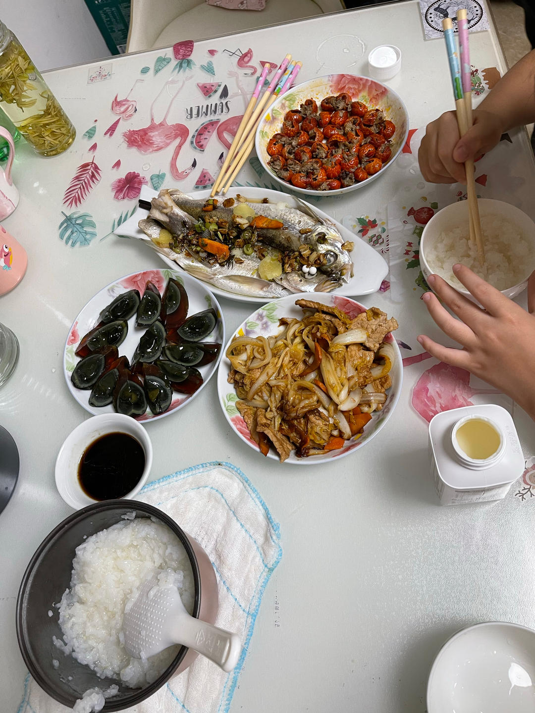 鱿鱼须酱炒蒜苔