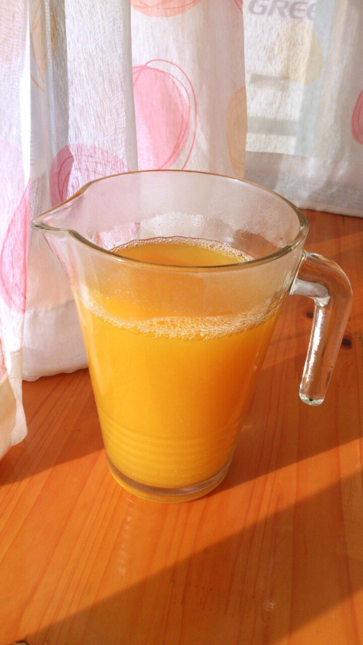 枸杞银耳雪梨汁