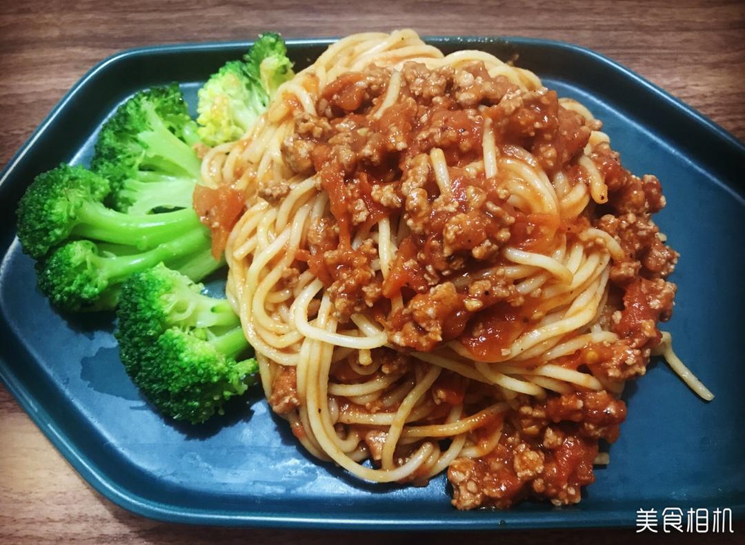 【番茄肉酱意面】