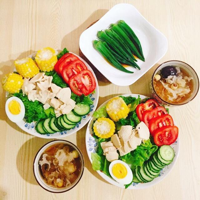 高蛋白美味低脂高颜值鸡胸肉蔬菜沙拉（超详细视频）