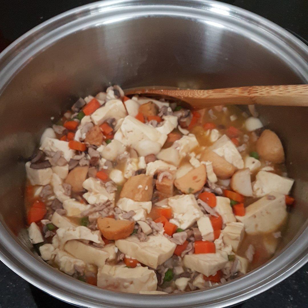 虾仁豆腐煲