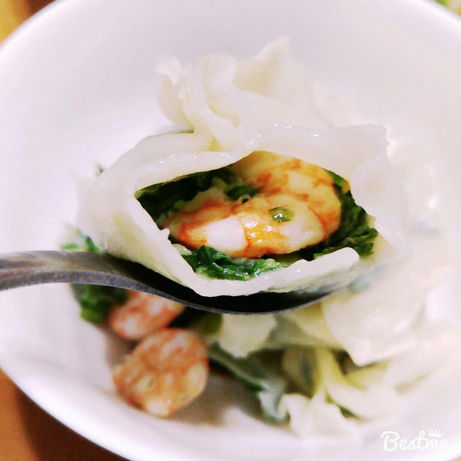 鲜虾韭菜鸡蛋肉饺子的做法