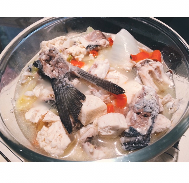 鱼头豆腐汤