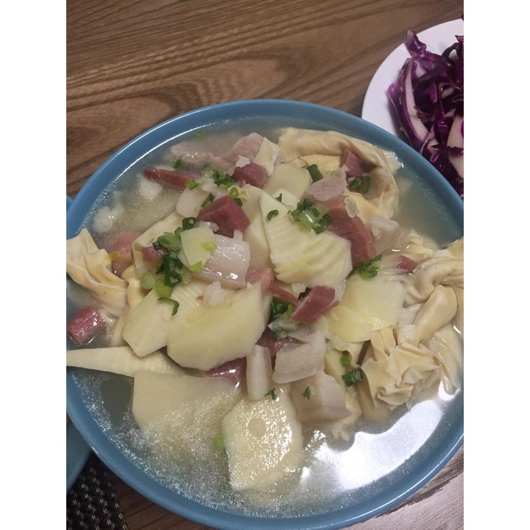 一碗春日里的腌笃鲜