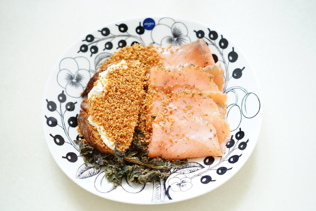 布里斯班网红brunch-藜麦三明治加烟熏三文鱼