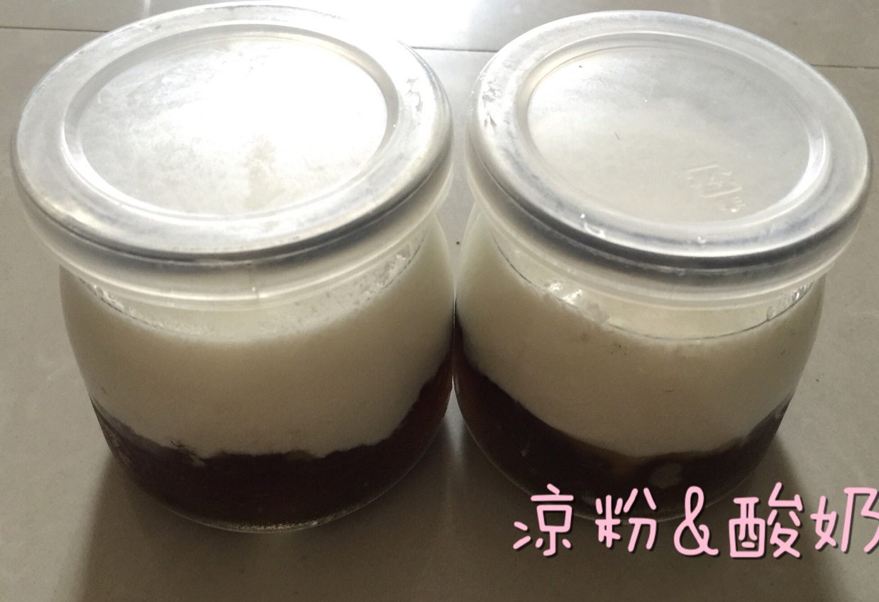 芒果鲜奶龟苓膏