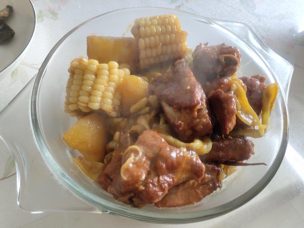 红烧排骨炖豆角