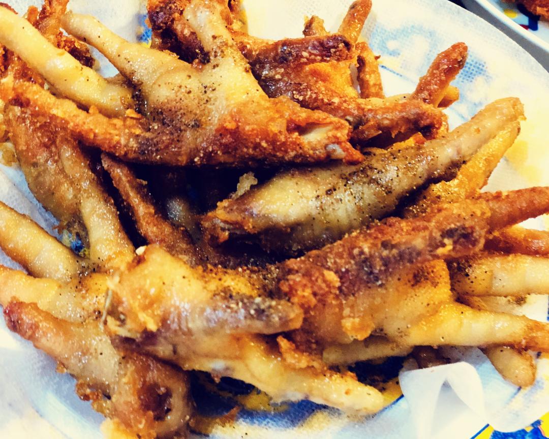 椒盐鸡爪的做法